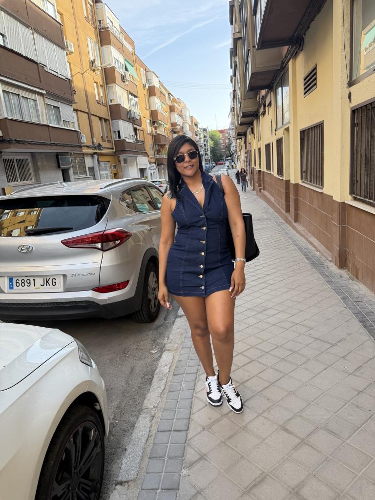 613231503: Chica busca chico en Pontevedra