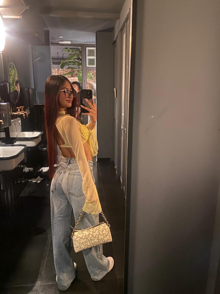 Chica busca chico en La Coruña: 