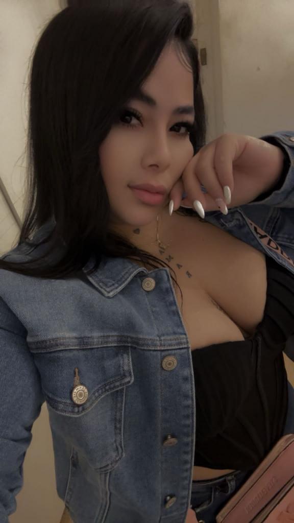 Chica busca chico en Almería: Chica busca chico