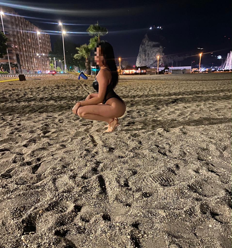 Chica busca chico en Cádiz: 