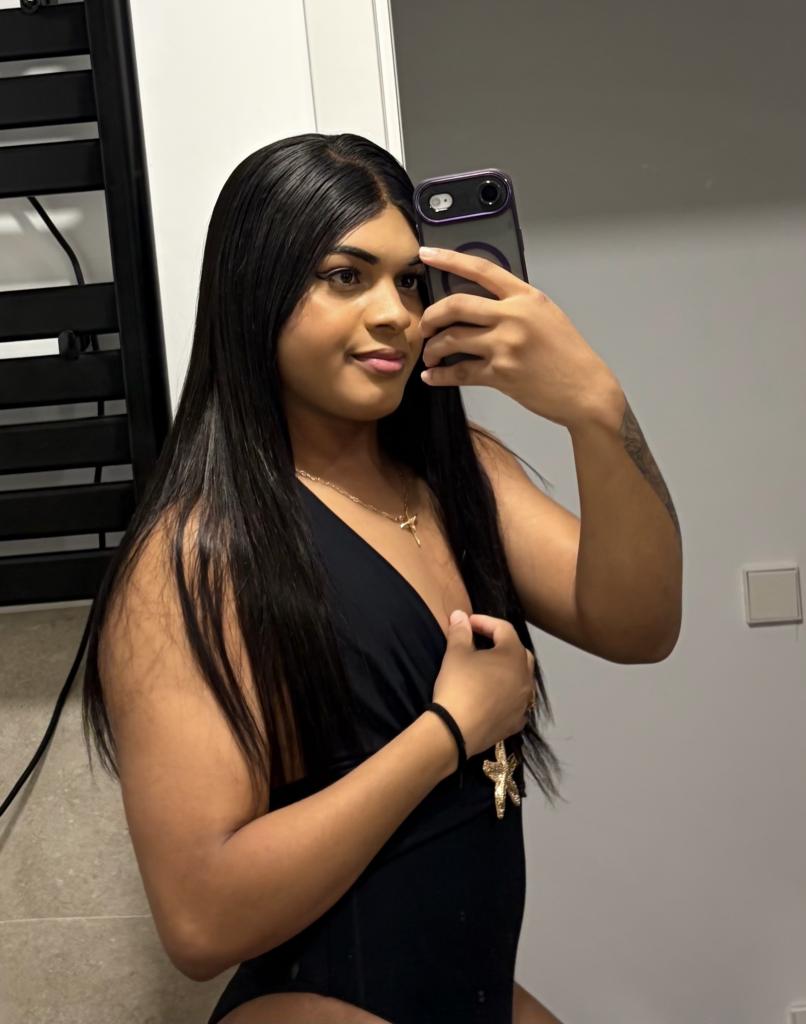 602733663: Travesti en Barcelona