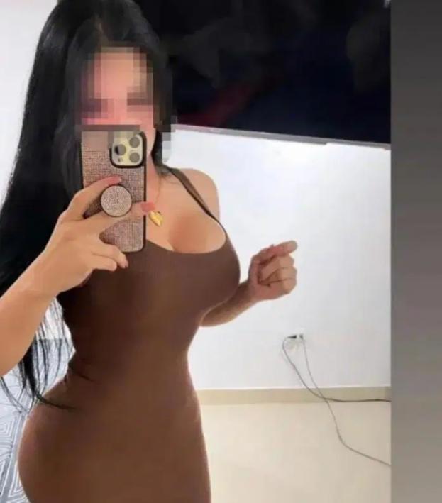Chica busca chico en Menorca: 