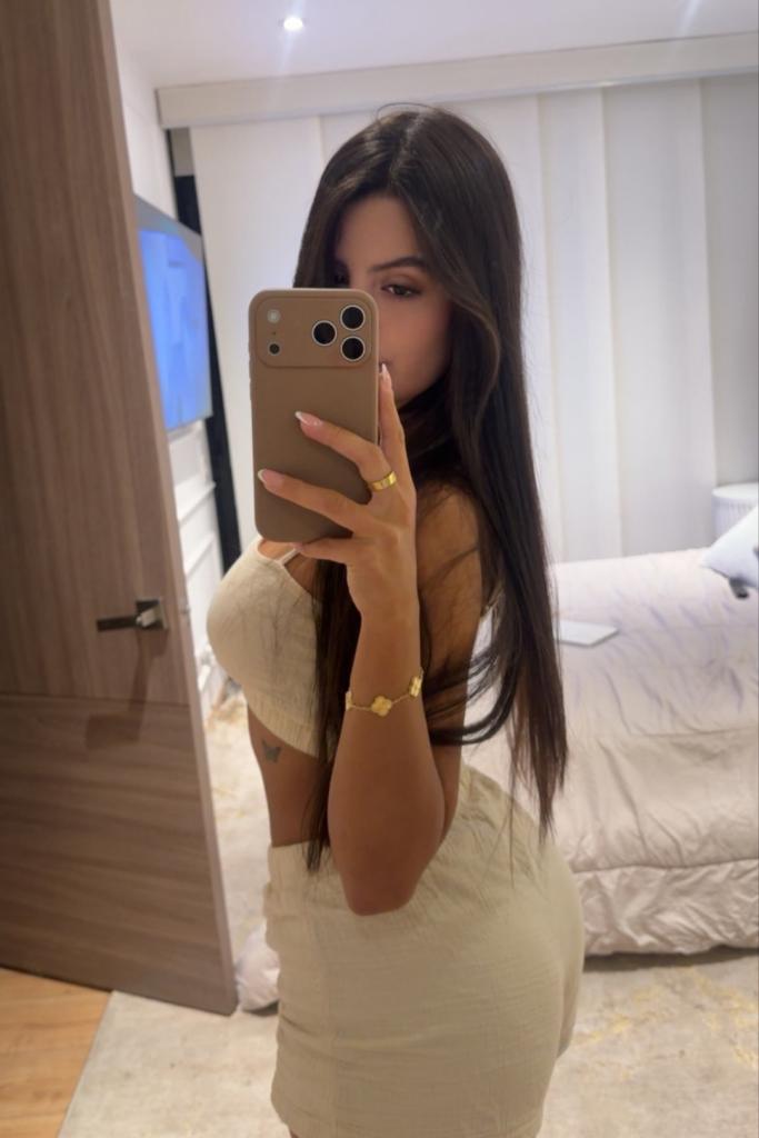 Chica busca chico en Menorca: 