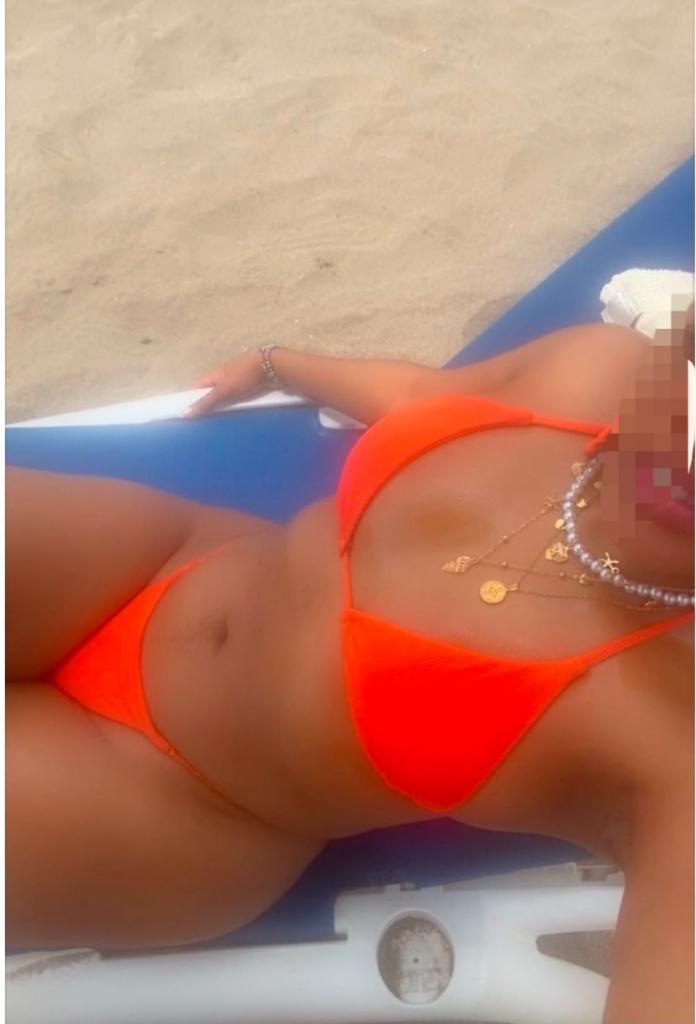 Chica busca chico en Barcelona: 