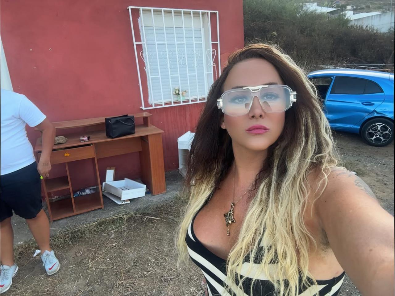 687391470: Transexual en Tenerife