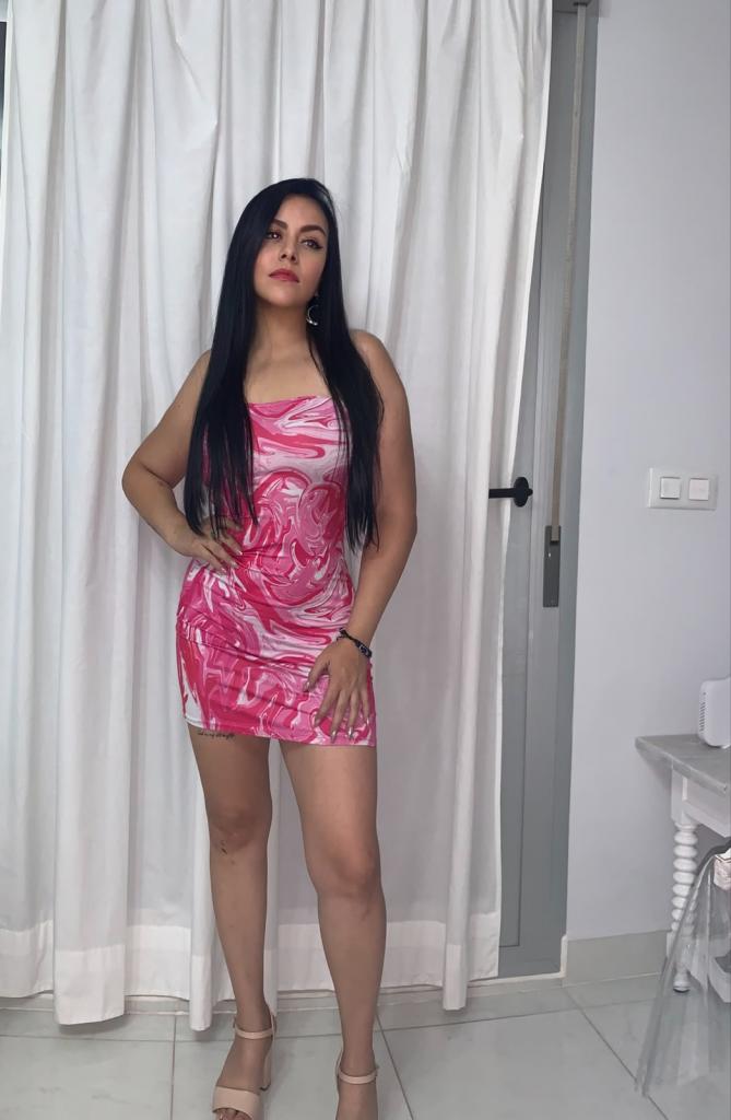 745081697: Chica busca chico en Cáceres