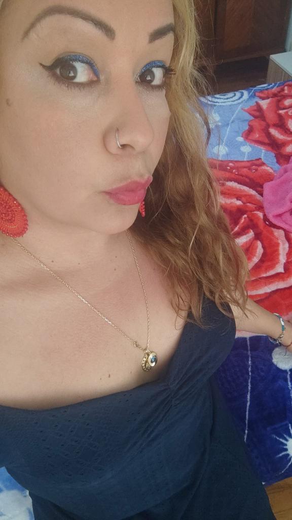 641327868: Chica busca chico en La Coruña
