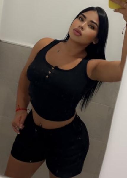 Chica busca chico en Cádiz: 
