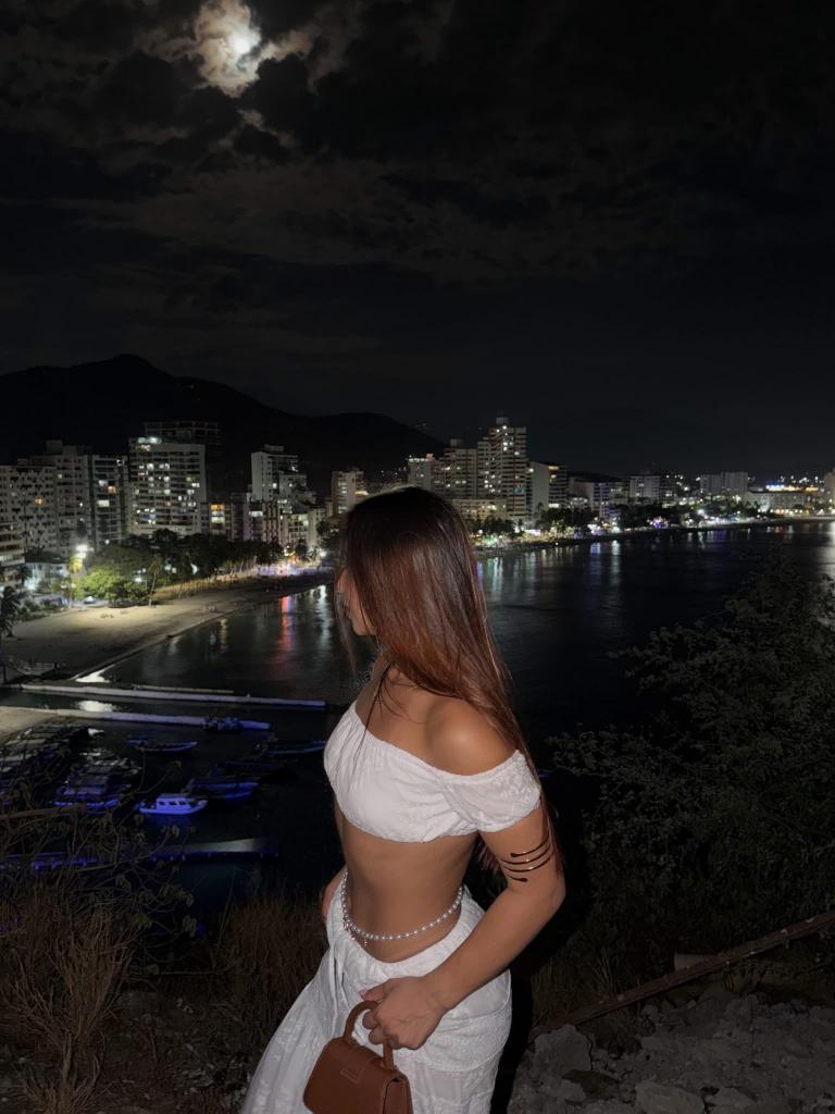 613597759: Chica busca chico en Las Palmas