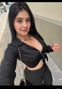 627516501: Chica busca chico en Barcelona