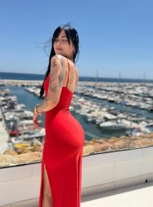 614896717: Chica busca chico en Málaga