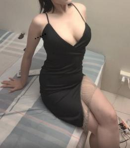 667825272: Chica busca chico en Valencia