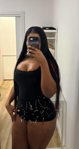 670226260: Chica busca chico en Gerona
