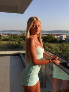 613587658: Chica busca chico en Cádiz