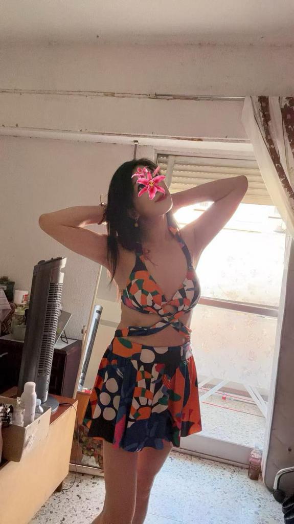 Chica busca chico en Valencia: Chica busca chico