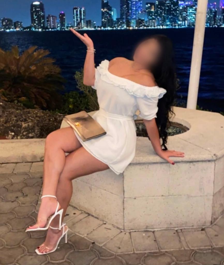 632176189: Chica busca chico en Las Palmas