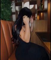 613734085: Chica busca chico en Cádiz