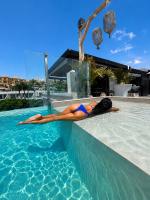 631956187: Chica busca chico en Tenerife