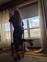 613166269: Chica busca chico en La Coruña