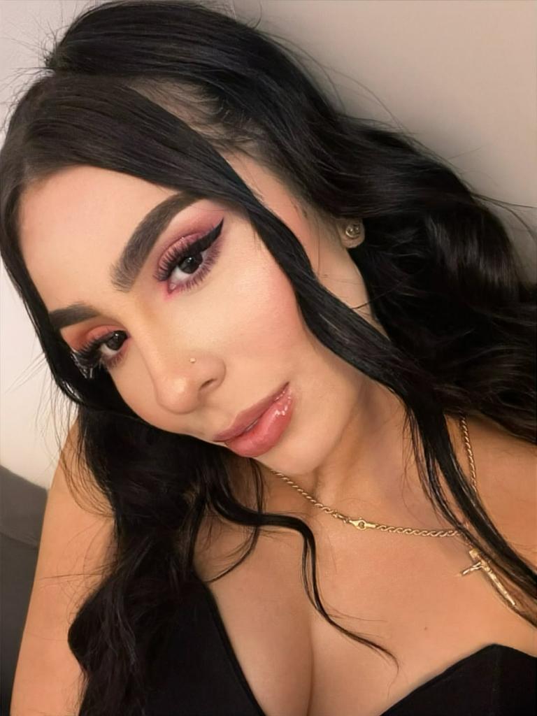 Chica busca chico en Valencia: Chica busca chico